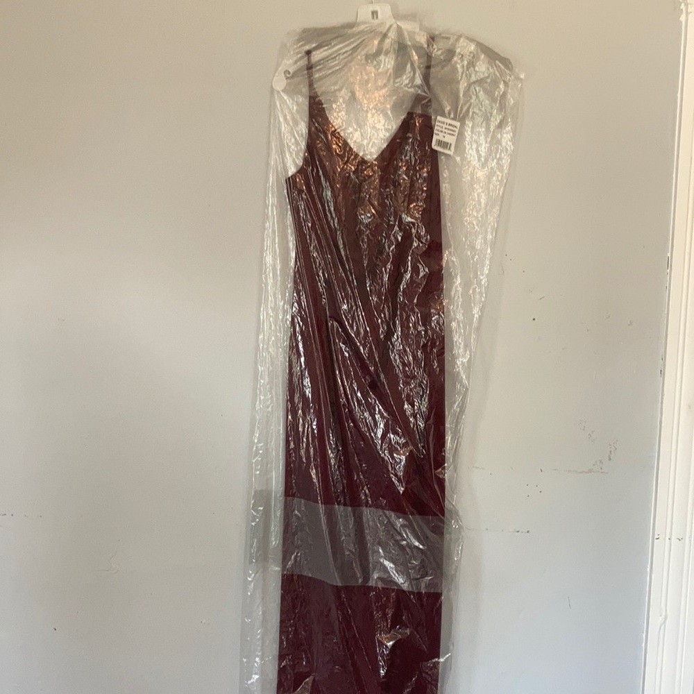 NWT David’s Bridal Style- AP2E205053 Size 14
